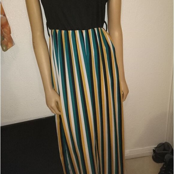 B FAMOUS sleeveless striped full length dress - Picture 7 of 9